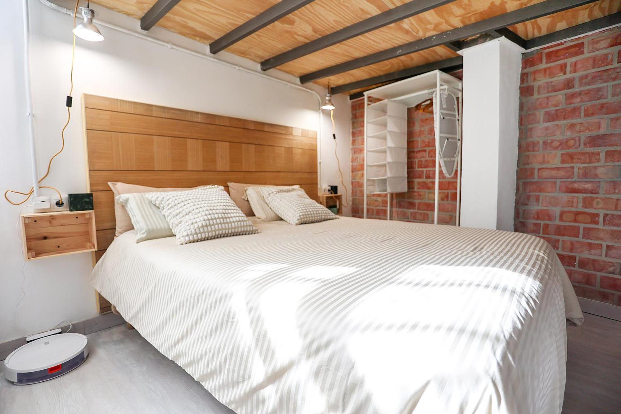 Apartament Cross *
